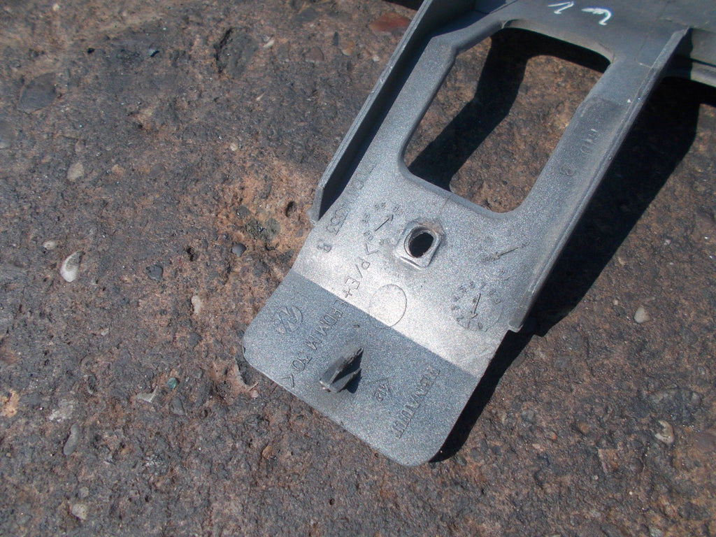 RENAULT LAGUNA MK2 2001 FRONT BUMPER UPPER PANEL 7700414353B SILVER