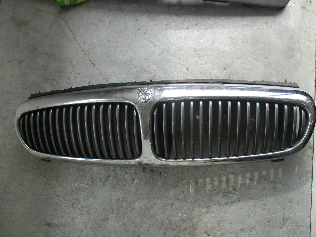 JAGUAR X TYPE X400 FRONT GRILL & BADGE EMBLEM 1X435510AH