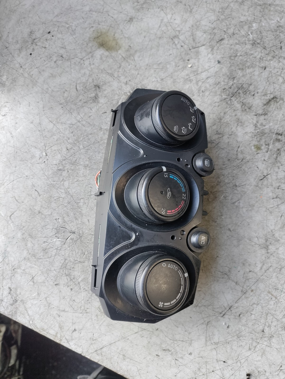 2008 MAZDA 2 MK2 AC HEATER CONTROL UNIT DF7361190E