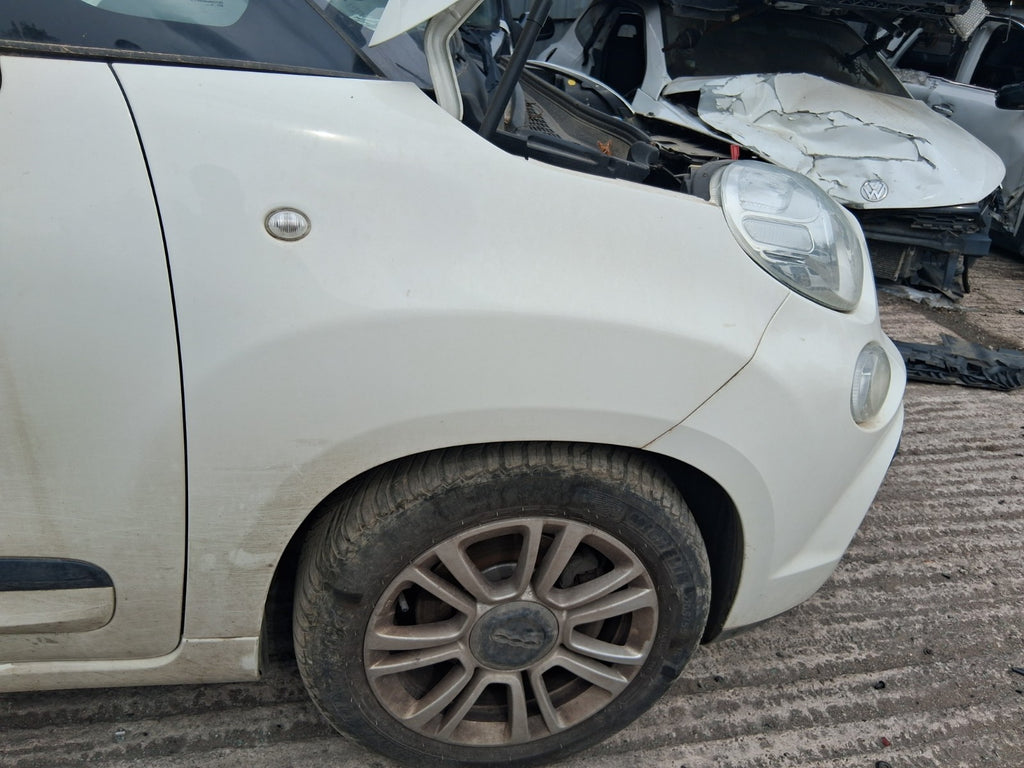 2019 FIAT 500L HATCH OSF DRIVER SIDE FRONT WING PANEL WHITE BIANCO GELATO 934/A