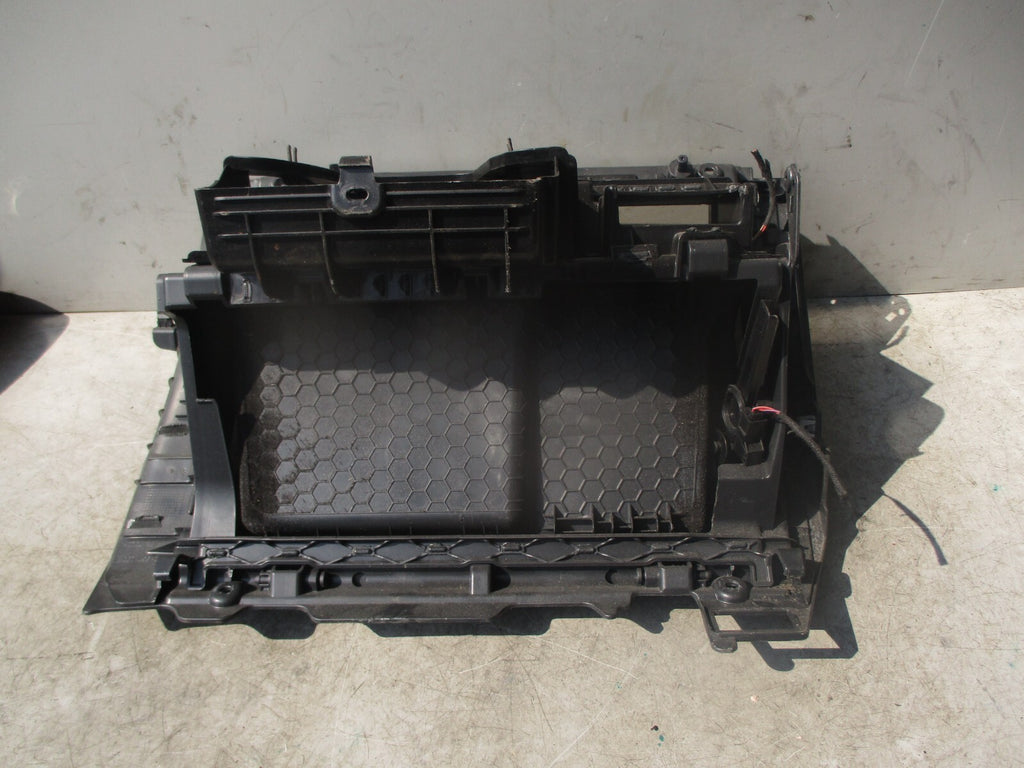 2015 VOLKSWAGEN GOLF MK7 FRONT LEFT GLOVEBOX STORAGE COMPARTMENT BOX 5G2857097A