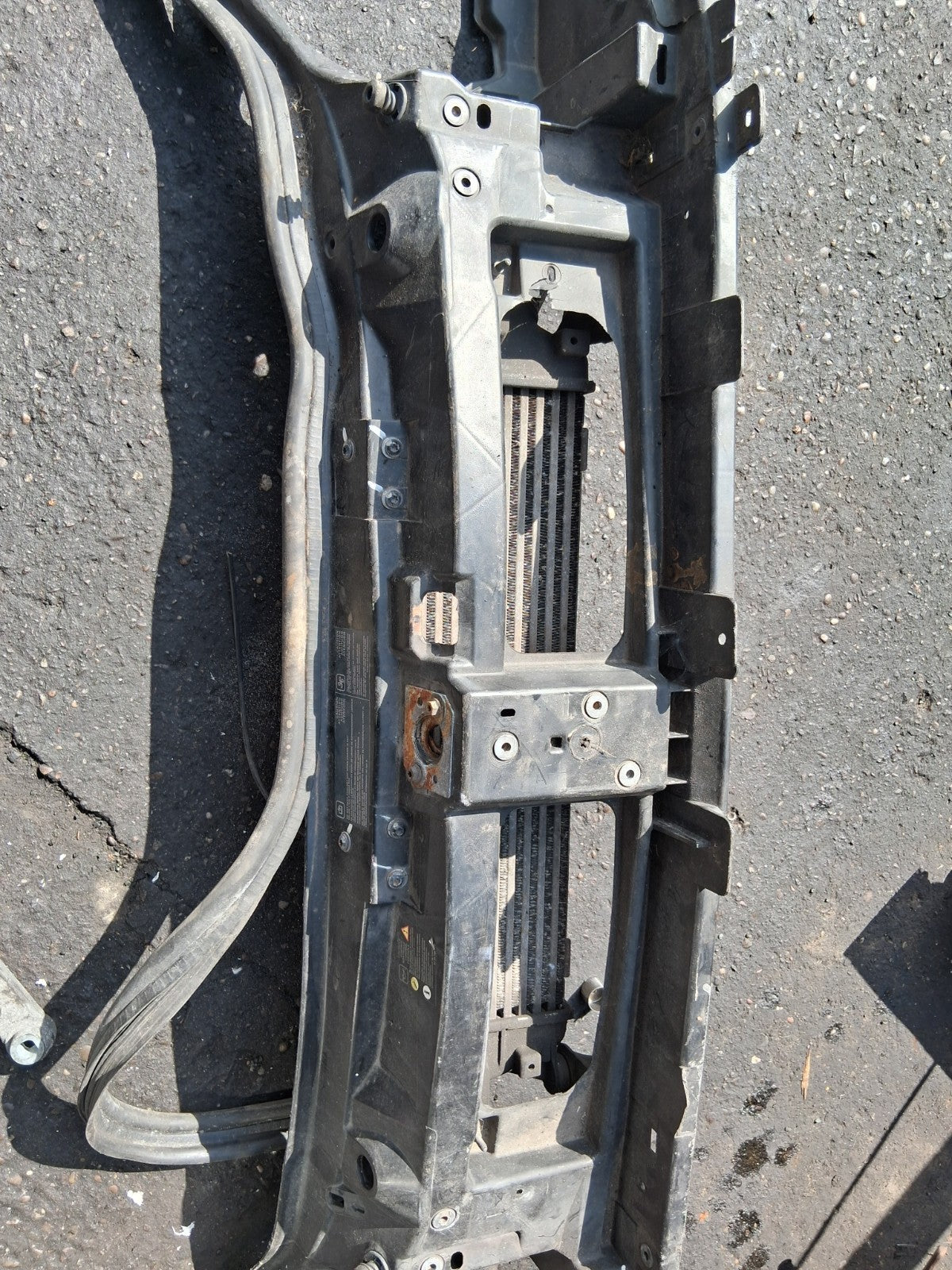 2013 VAUXHALL VIVARO 2.0 DIESEL INTERCOOLER RADIATOR FRONT SLAM PANEL 8200411160