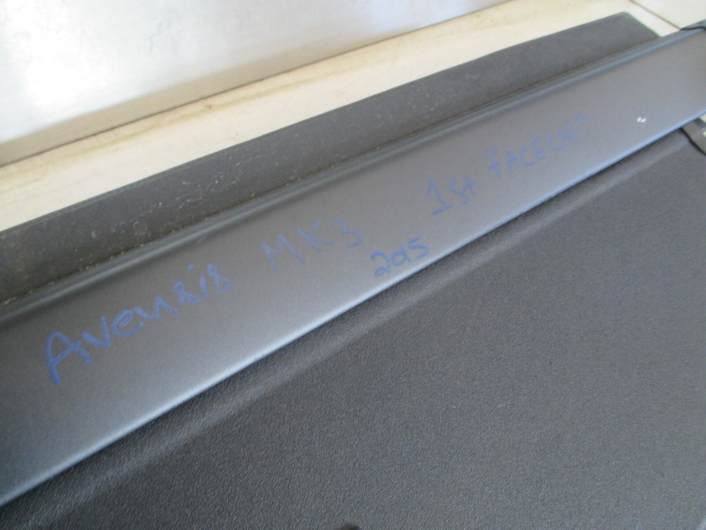 TOYOTA AVENSIS MK3 2015 ESTATE REAR LOAD COVER PARCEL SHELF 6491005040