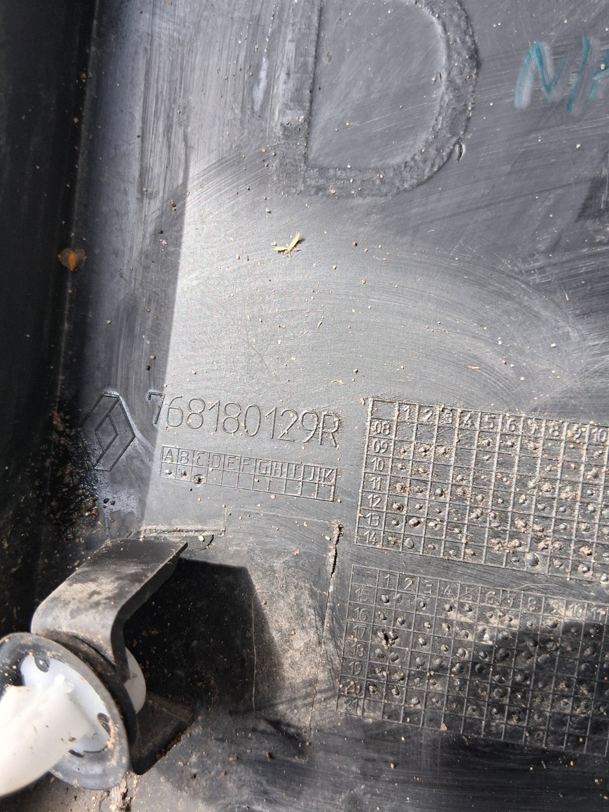 2023 RENAULT MASTER MK3 OSF DRIVER SIDE FRONT DOOR TRIM MOULDING 768180129R