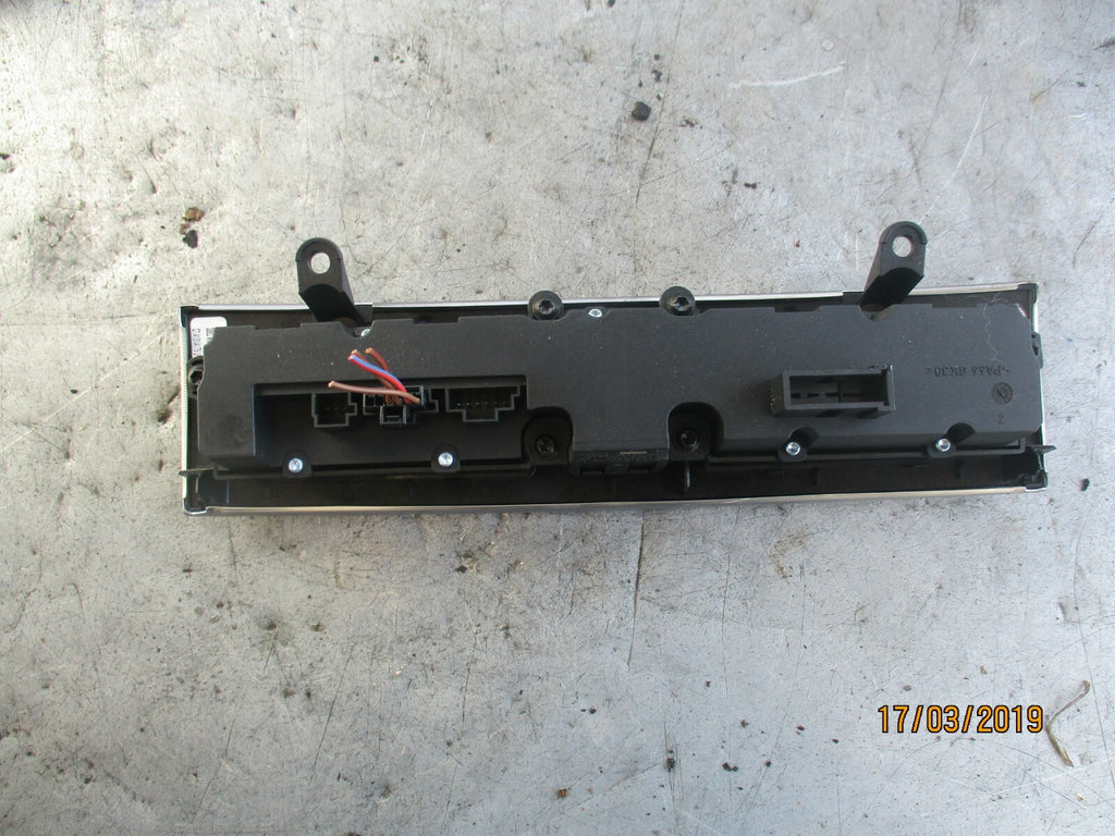 MERCEDES C CLASS W203 CENTRE CONSOLE HAZARD SWITCH 2038707910