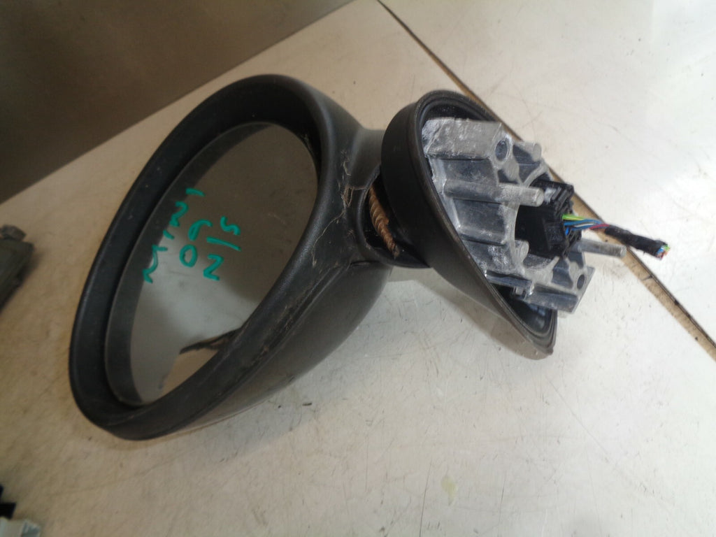 BMW MINI COOPER R56 2009 NSF PASSENGER SIDE FRONT DOOR WING MIRROR BLACK