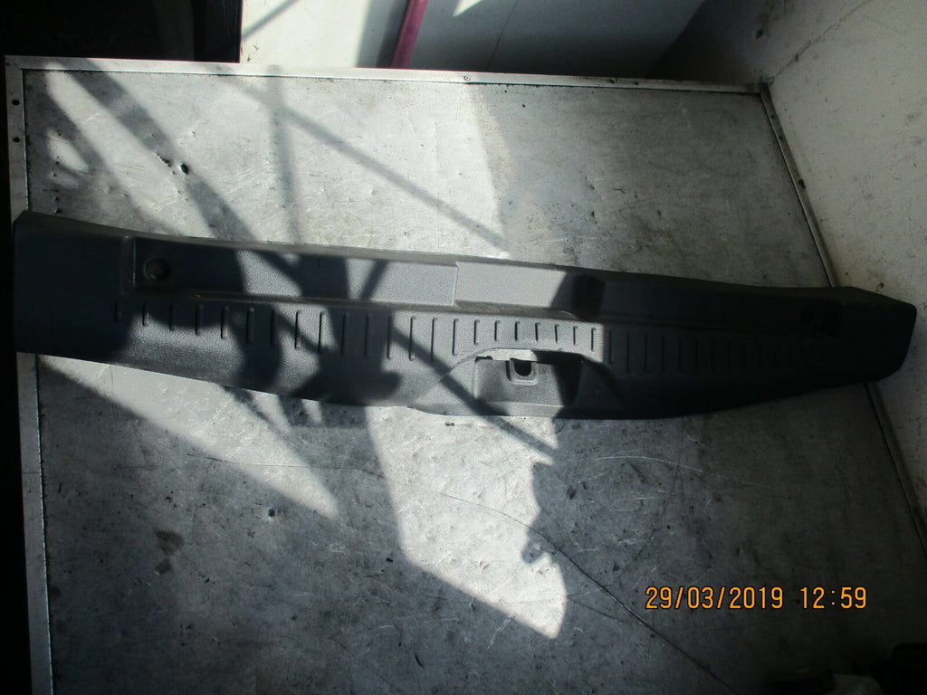 FORD B-MAX INTERIOR LOWER BOOT LID TRIM