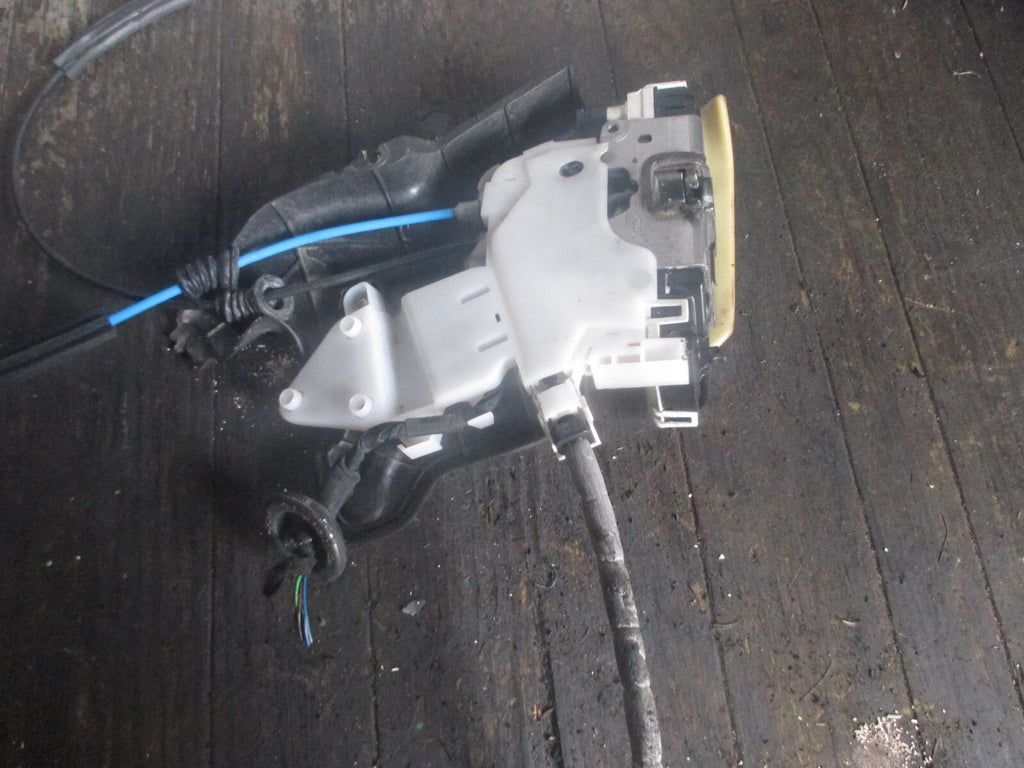 MERCEDES E W212 CLASS DOOR LOCK REAR RIGHT DRIVER SIDE A2127330408