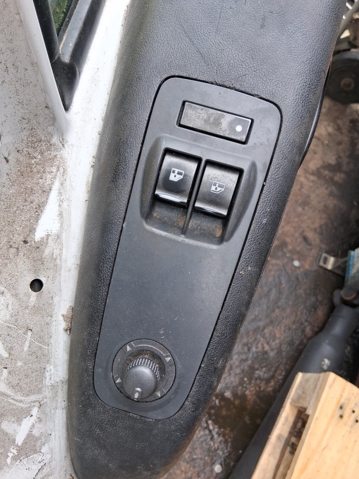 2016 PEUGEOT BOXER MK3 OSF DRIVER SIDE FRONT RIGHT COMPLETE DOOR WHITE
