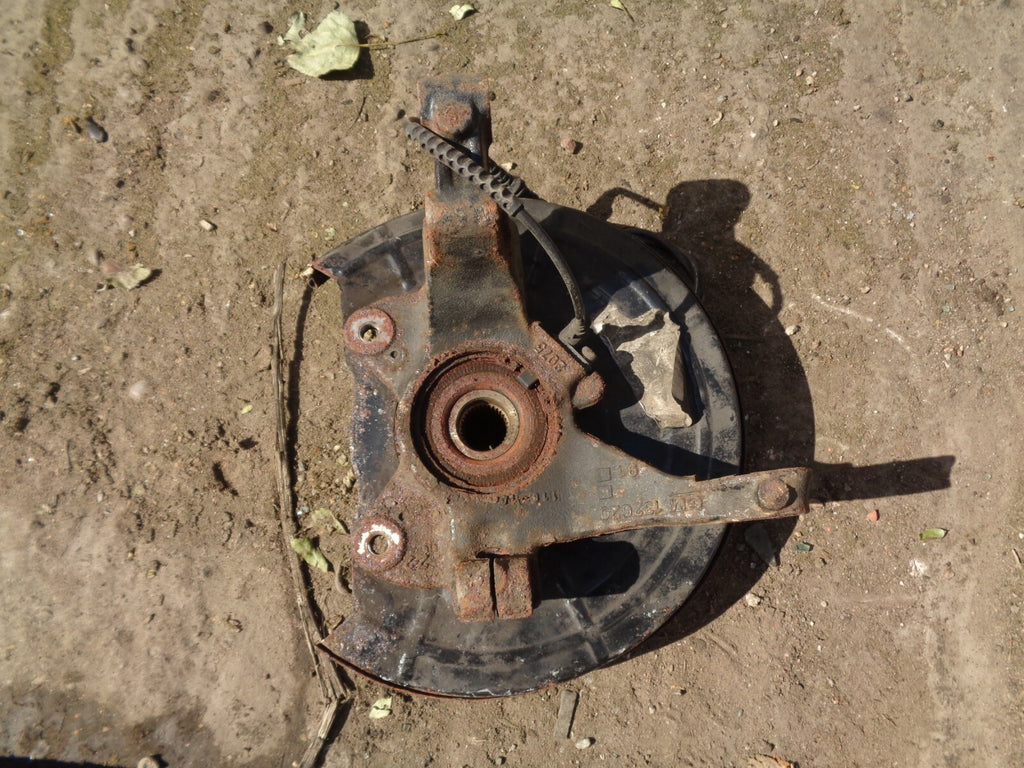 VAUXHALL ASTRA H ESTATE 2009 1.7 DIESEL OSF DRIVER SIDE FRONT WHEEL HUB BEARING