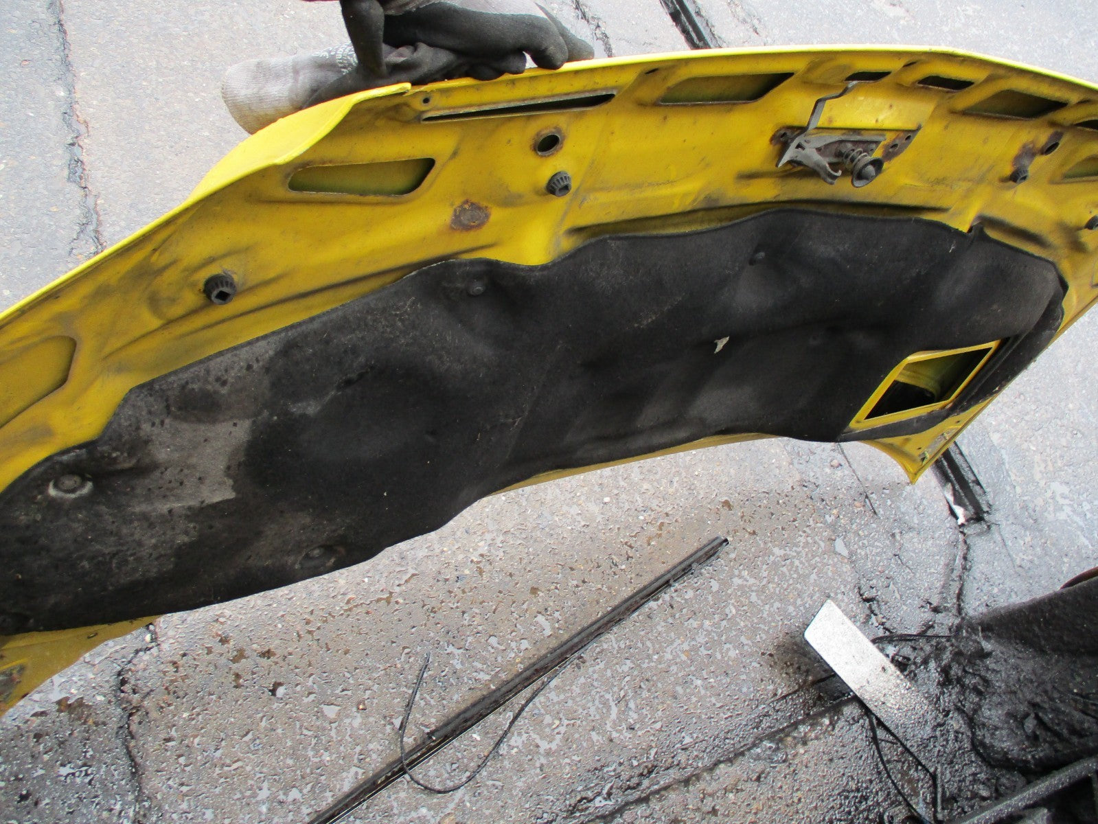MERCEDES SPRINTER W906 (MK2) 06-14 PRE FACELIFT BONNET YELLOW