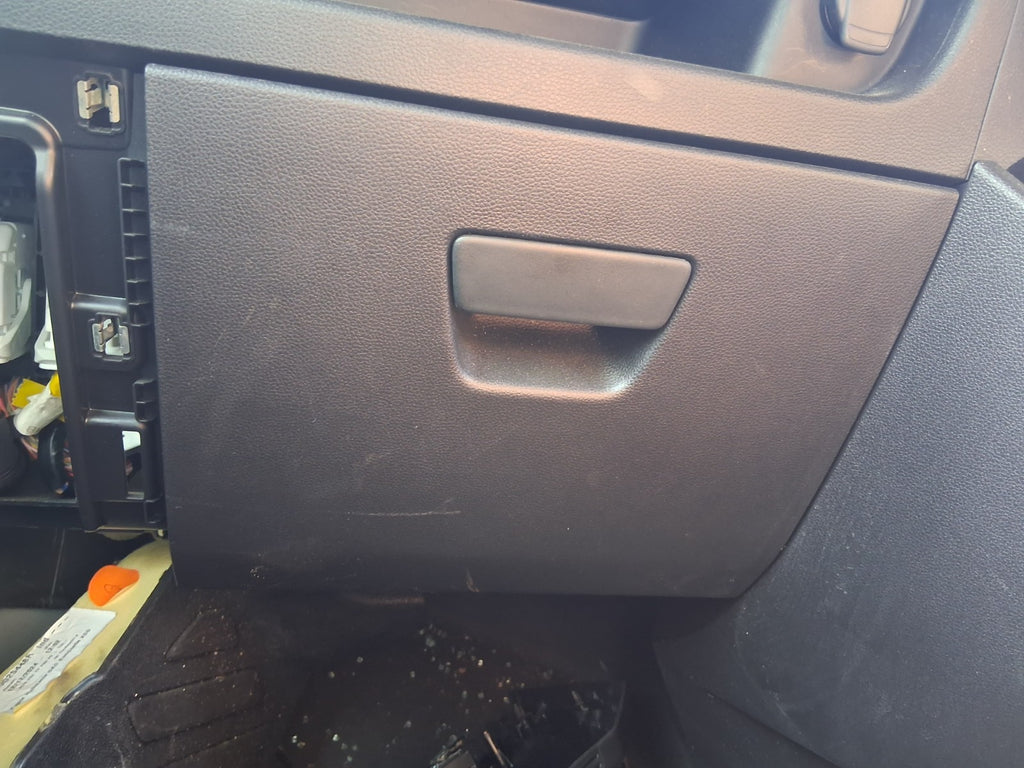 2025 RENAULT MASTER MK4 NSF PASSENGER FRONT STORAGE COMPARTMENT GLOVEBOX