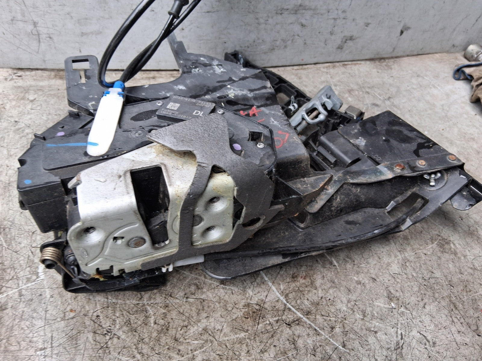 FORD FIESTA MK7 2015 OSF DRIVER SIDE FRONT DOOR LOCK MECHANISM AM5AU21812CE