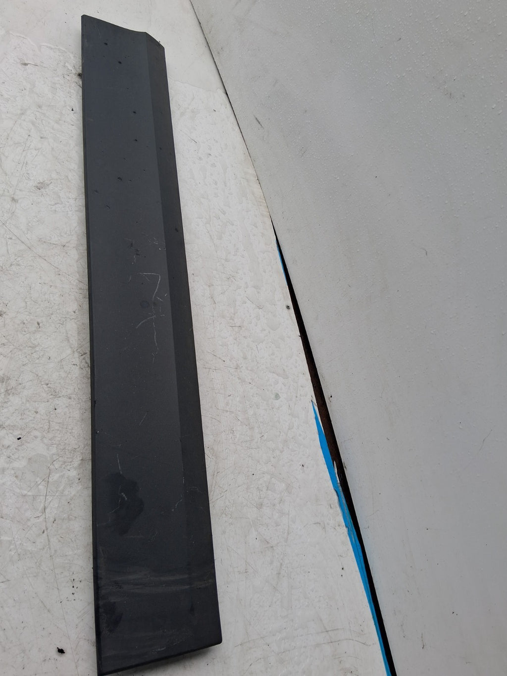 2022 VW VOLKSWAGEN CRAFTER MK2 LOWER NSF FRONT LEFT DOOR MOULD 2GM854939