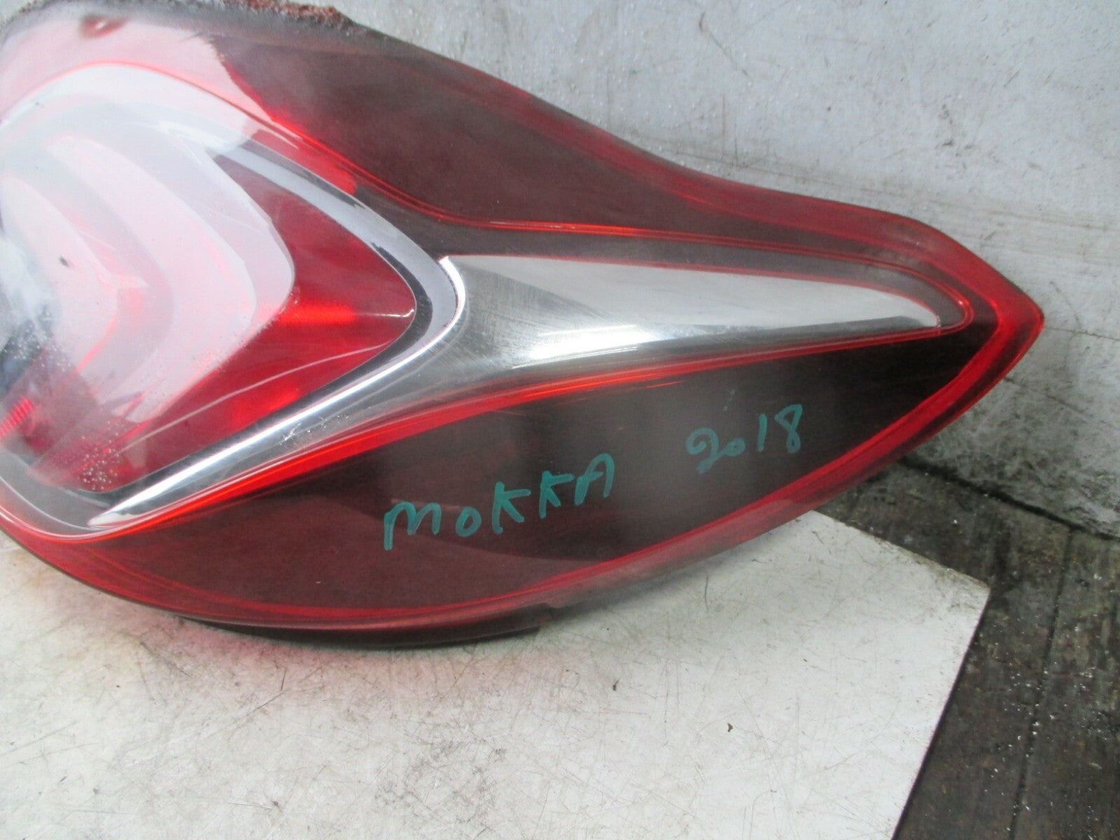2018 VAUXHALL MOKKA X OSR DRIVER SIDE REAR TAIL LIGHT LAMP DAMAGED