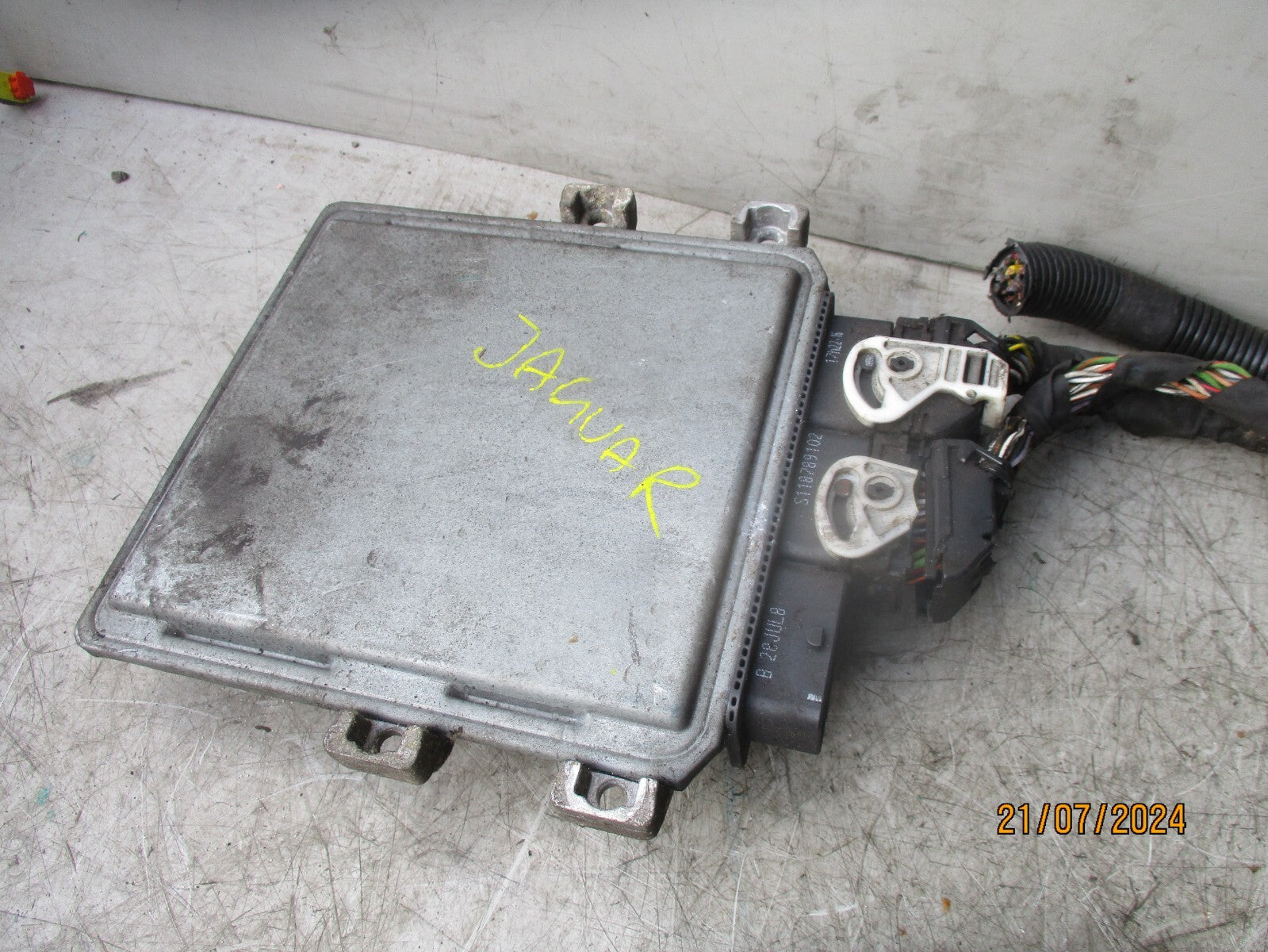 JAGUAR XF 2010 2.7 DIESEL ECU ENGINE CONTROL MODULE 8X2Q12A650KAG