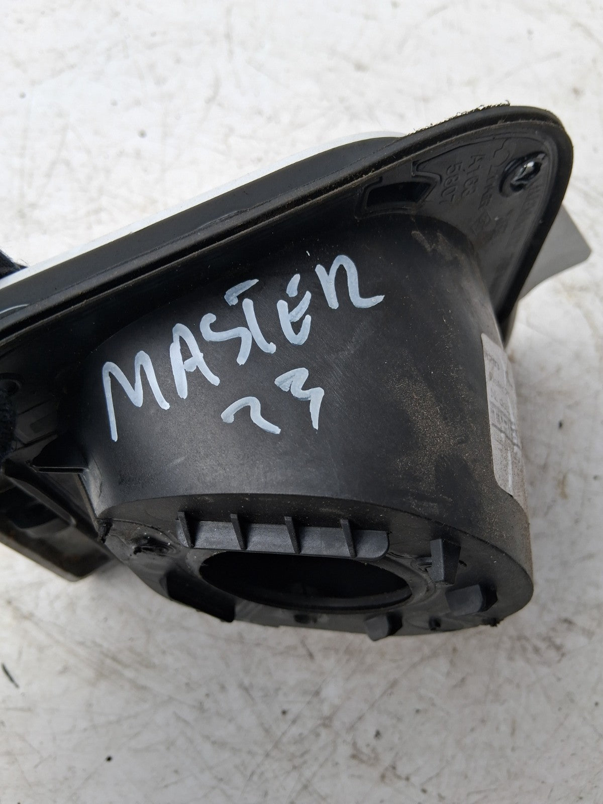 2023 RENAULT MASTER MK3 OSF DRIVER RIGHT SIDE FRONT FRAME BRACKET 744623971R