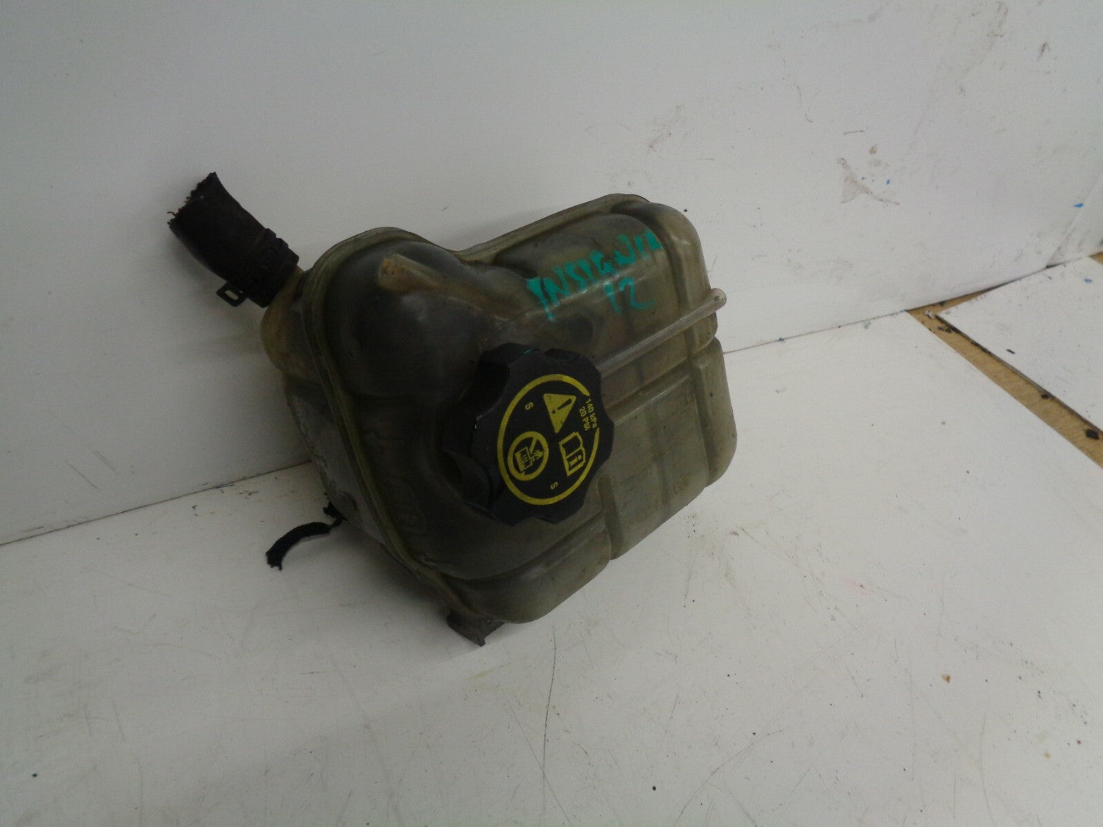 VAUXHALL INSIGNIA 2012 2.0 CDTI EXPANSION TANK COOLANT 22924025
