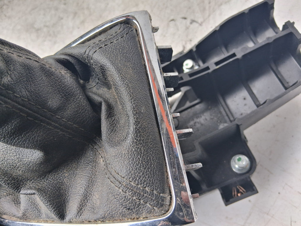 2013 VAUXHALL ASTRA J GEAR STICK GEAR SHIFTER GEAR LEVER