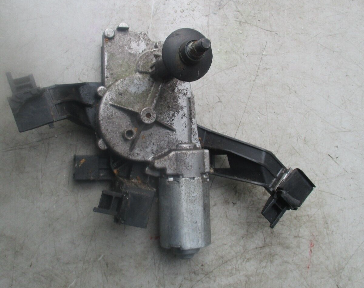 2008 PEUGEOT 207 REAR WINDSCREEN WIPER MOTOR 0390201813