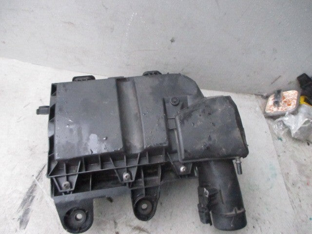 2019 CITROEN C4 CACTUS 1.5 DIESEL AIR FILTER BOX 9828002080
