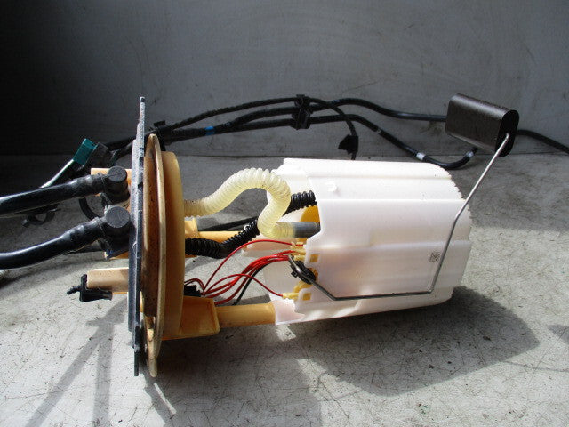 2020 MERCEDES SPRINTER W907 FUEL PUMP AND SENDER UNIT A9074706900