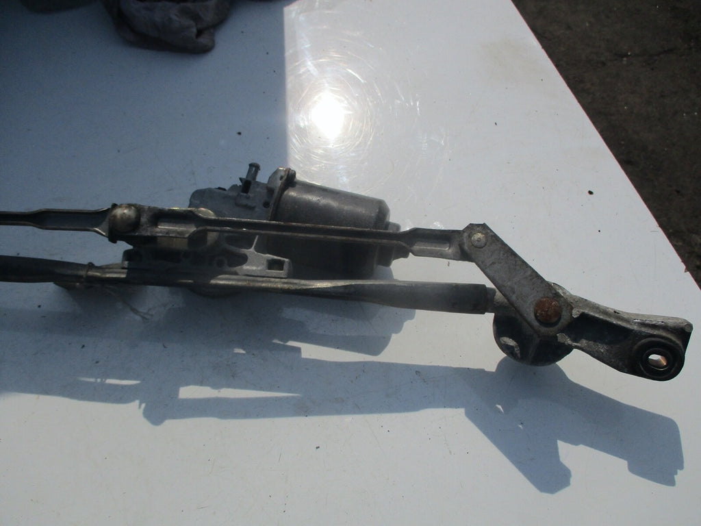 MAZDA RX8 2004 FRONT WIPER MOTOR AND LINKAGE 849200 8131