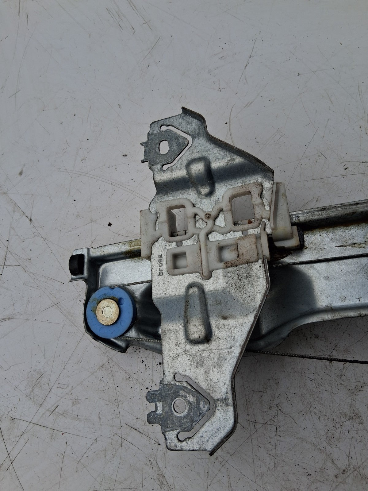 2015 NISSAN QASHQAI NSR PASSENGER REAR DOOR WINDOW REGULATOR & MOTOR 827014EA0A