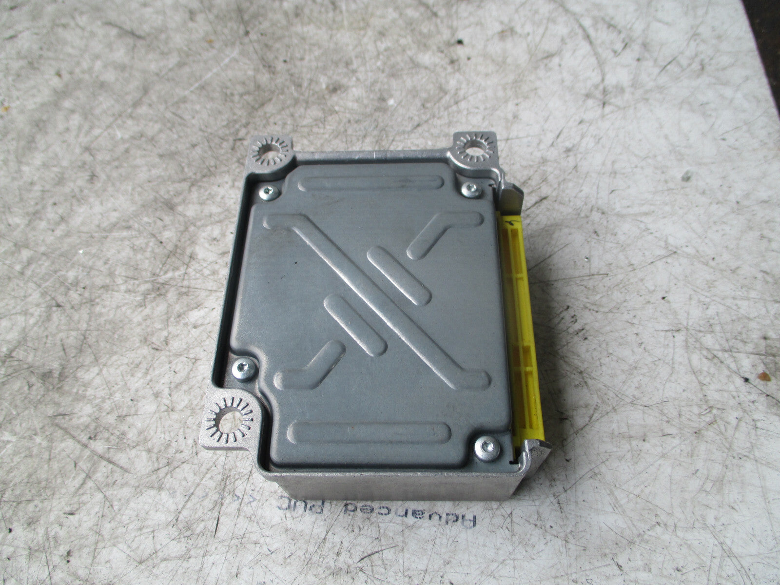 MERCEDES BENZ E CLASS W211 2004 SRS SAFETY BAG CONTROL MODULE A2118205785