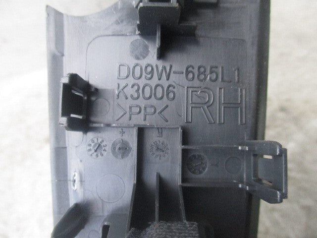 2019 MAZDA 2 MK4 OSR DRIVER SIDE WINDOW SWITCH PANEL D09W685L1