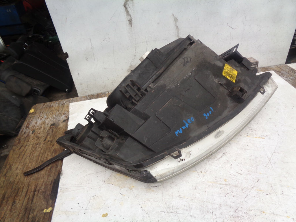FORD MONDEO MK3 2001 NSF PASSENGER SIDE HEADLIGHT HEADLAMP 1s7113006bj