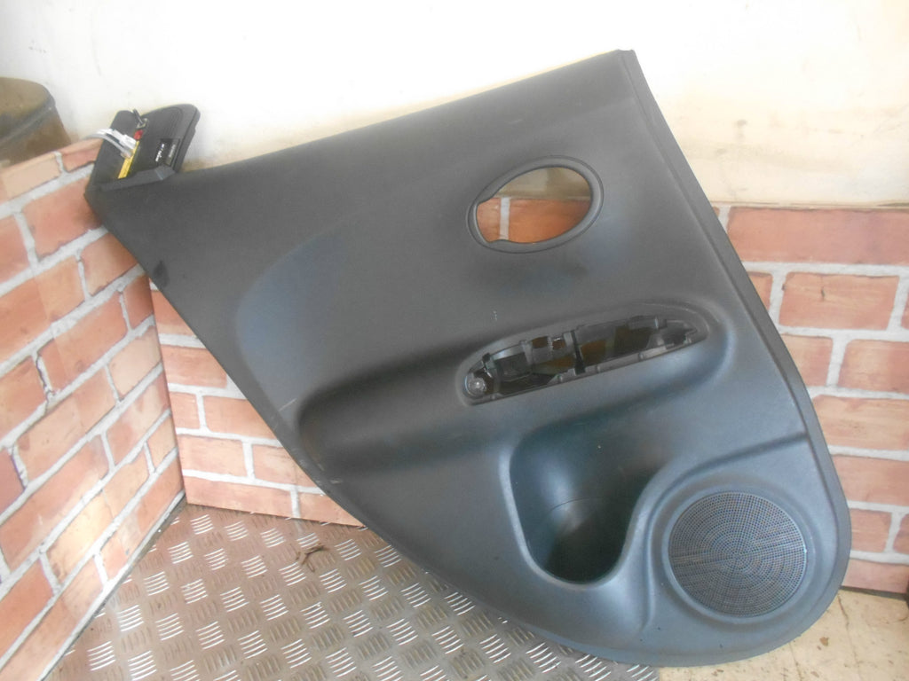 NISSAN JUKE 2016 NSR PASSENGER SIDE REAR DOOR CARD 82901 1KB0A