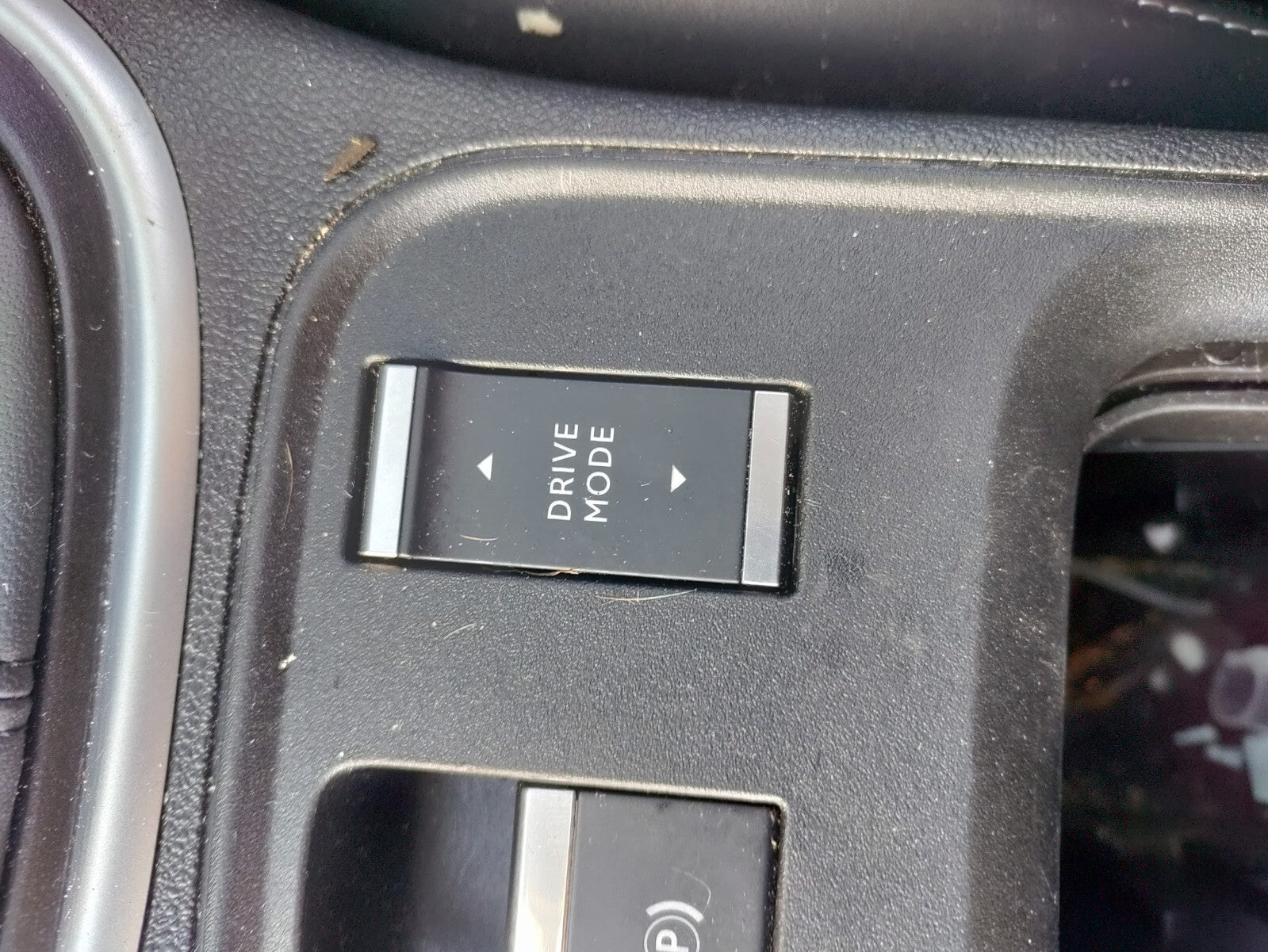 2024 JEEP AVENGER 1.2 PETROL DRIVE MODE SWITCH