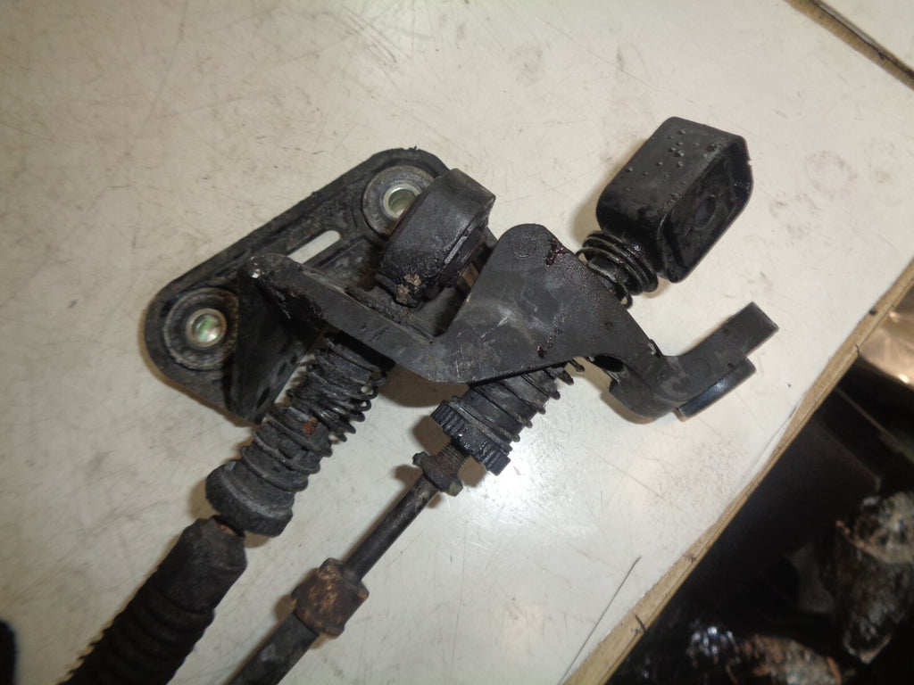 VW VOLKSWAGEN PASSAT CC 2012 6 GEAR SHIFTER WITH LINKAGES 3C0711049AG