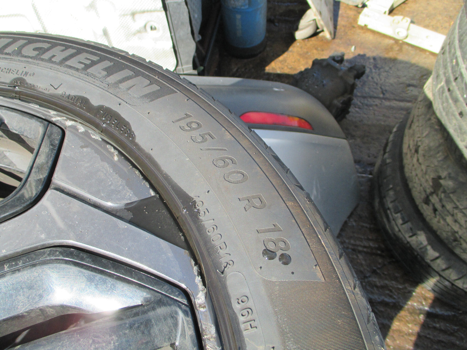 CITROEN C4 MK3 2021 18 INCH DIAMOND CUT WHEEL WITH TYRE 19560R18 REF4 9832063280