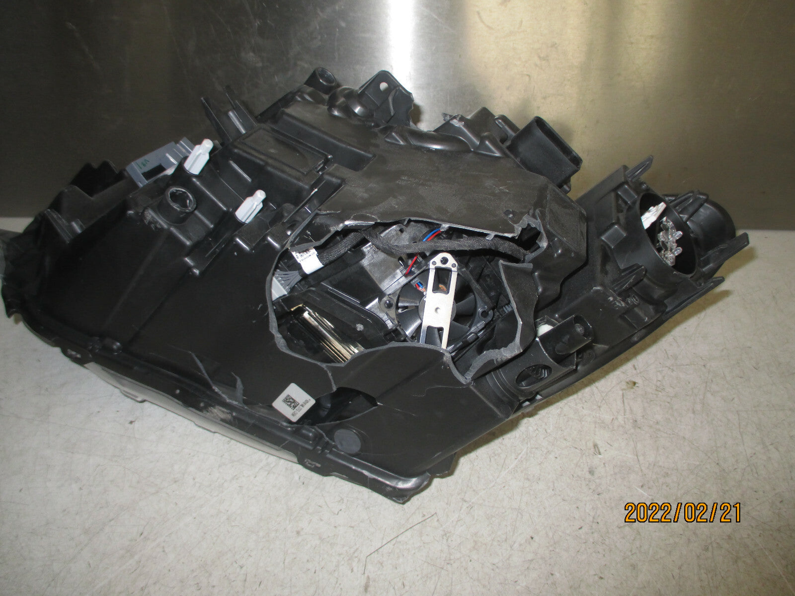 VOLVO XC40 2021 OSF DRIVER SIDE FRONT HEADLIGHT HEADLAMP 31655994 SPARES