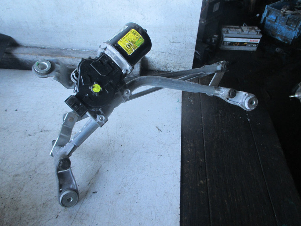 RENAULT TWINGO 2017 FRONT WINDSCREEN WIPER MOTOR LINKAGES 288004574R
