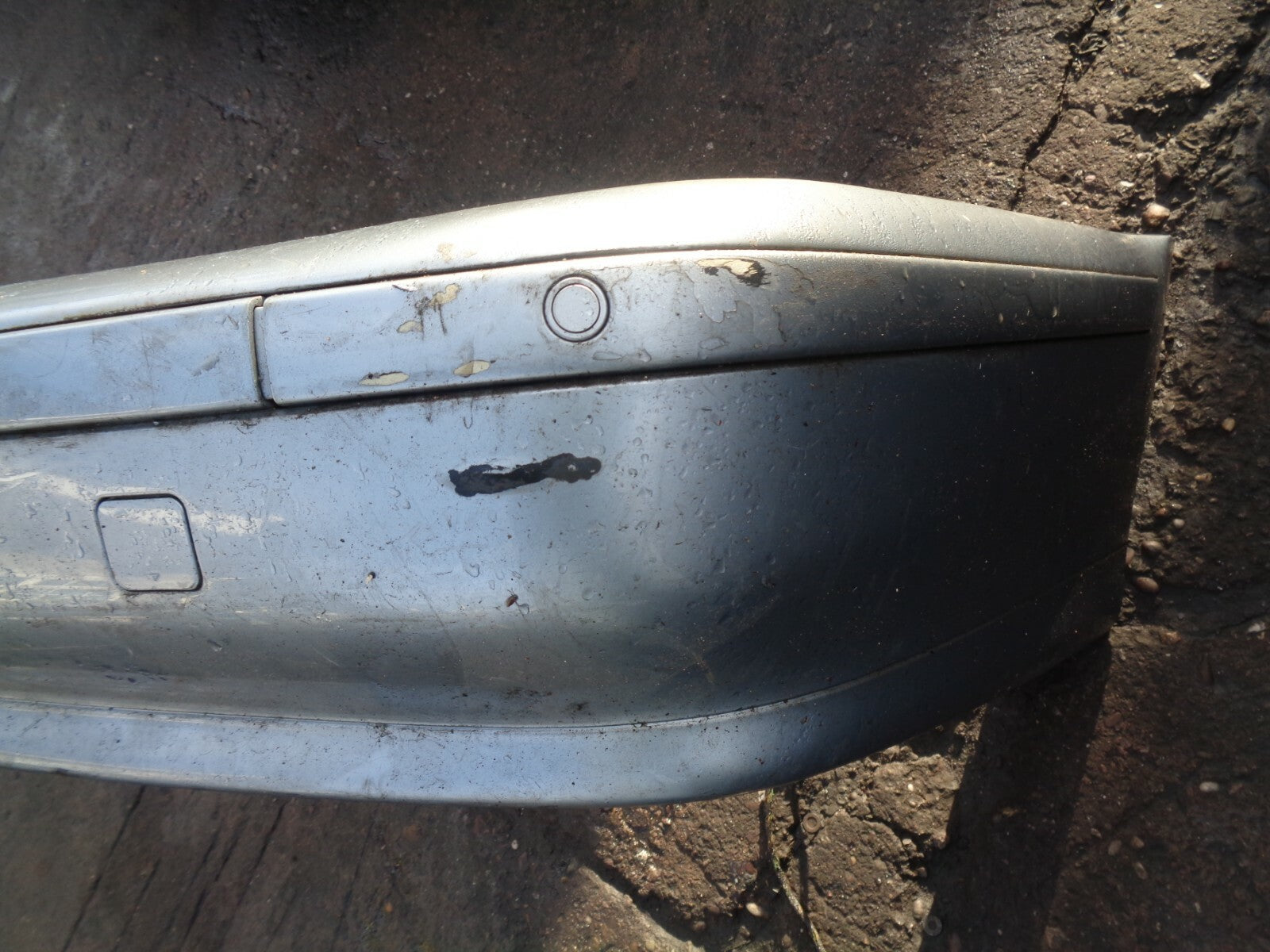 BMW 3 SERIES E46 01-05 SALOON REAR BUMPER WITH PDC IN SILVER