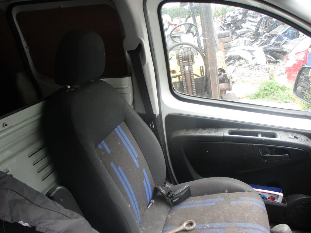FIAT FIORINO BIPPER 2011 NS PASSENGER FRONT COMPLETE SEAT FABRIC BLUE STRIPS