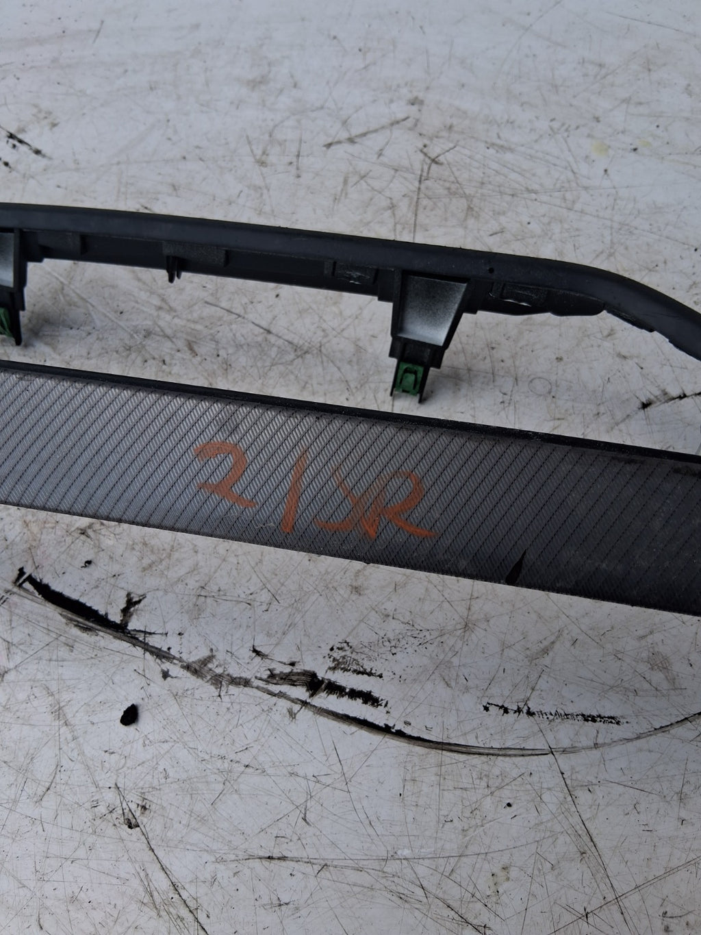 2024 BMW 2 SERIES FRONT PANEL DASHBOARD TRIM 20970010