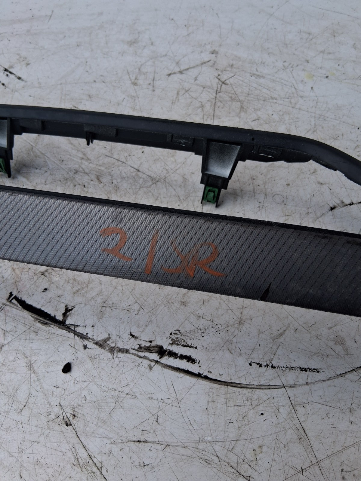 2024 BMW 2 SERIES FRONT PANEL DASHBOARD TRIM 20970010