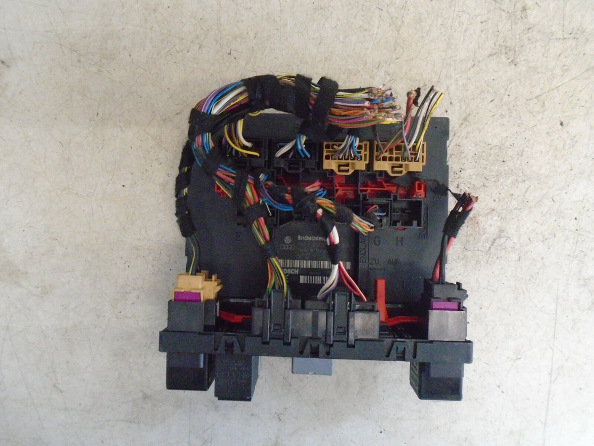 AUDI A3 2006 MK2 1.9 BCM BODY CONTROL MODULE 8P0907279F