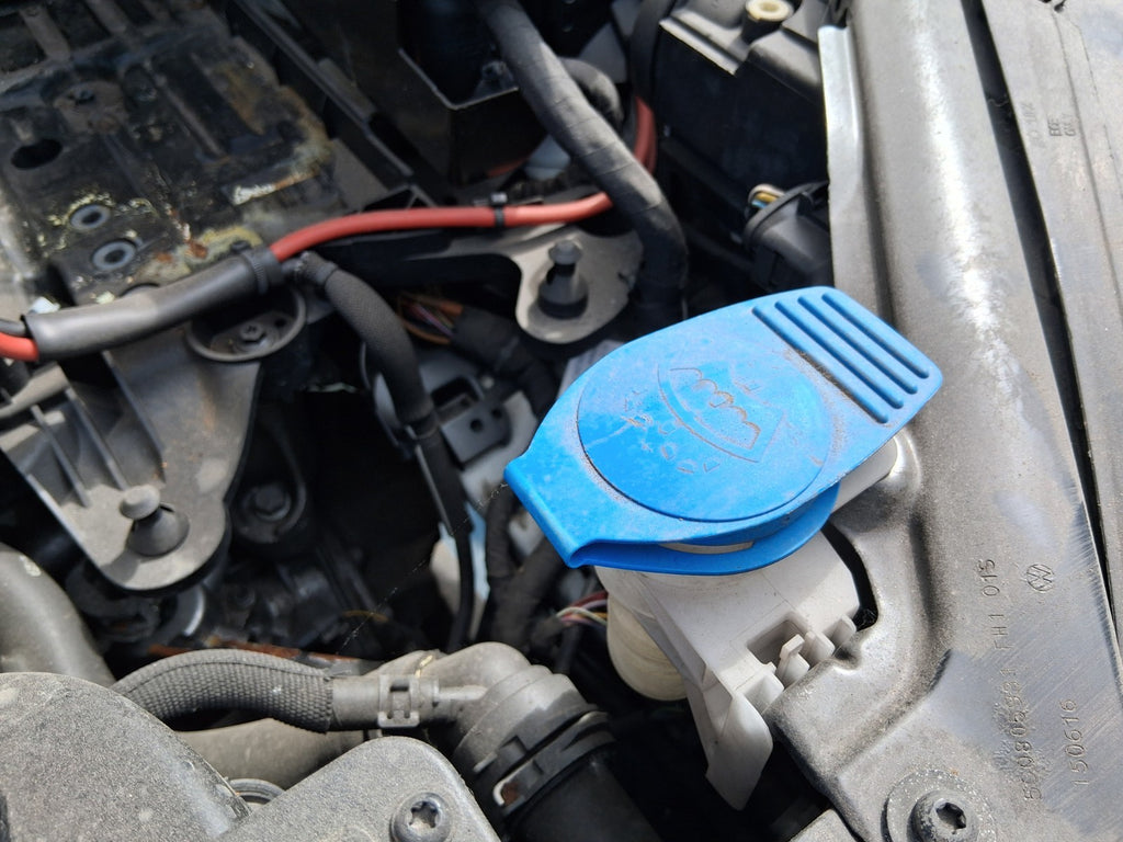 2016 VOLKSWAGEN GOLF MK7 1.0 PETROL WINDSCREEN WASHER BOTTLE TANK RESERVOIR