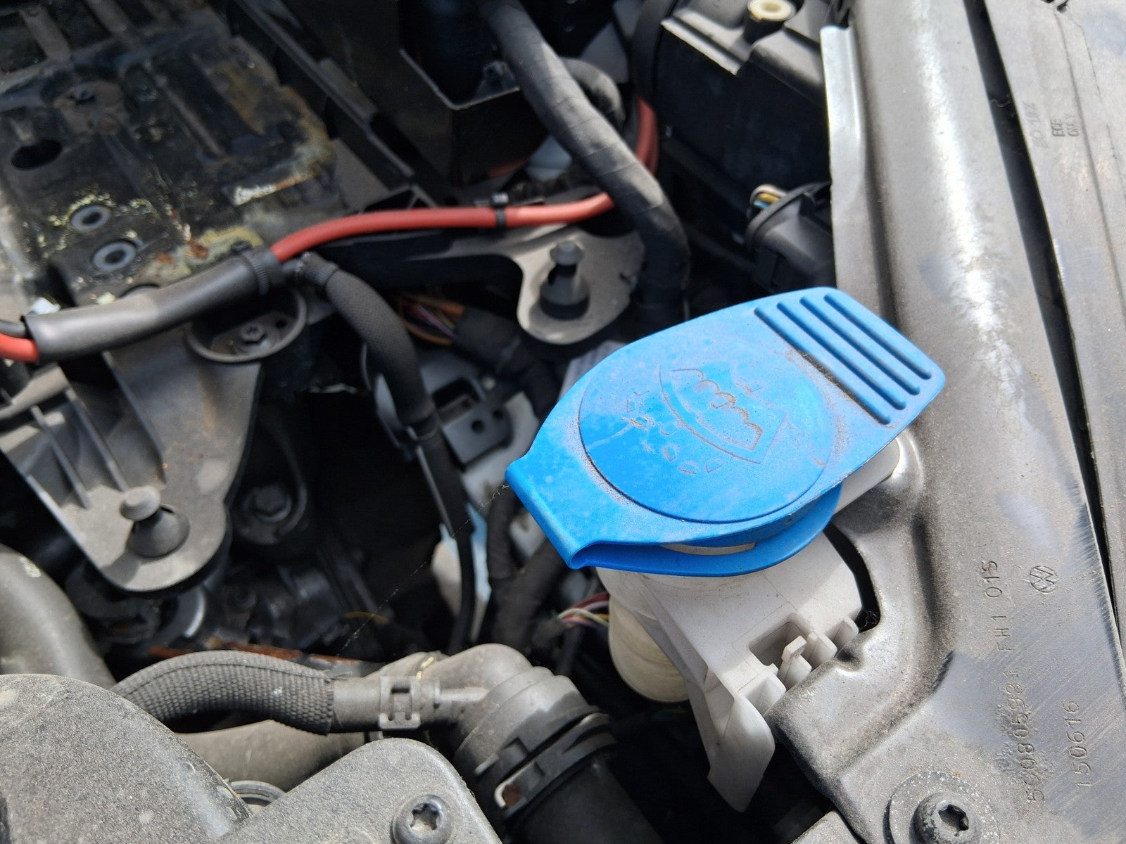 2016 VOLKSWAGEN GOLF MK7 1.0 PETROL WINDSCREEN WASHER BOTTLE TANK RESERVOIR