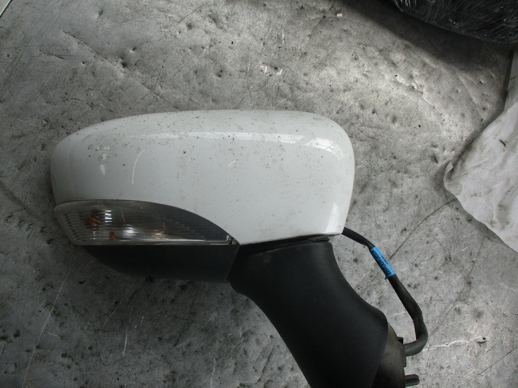 RENAULT CLIO X98 MK4 DRIVER OFF SIDE WING MIRROR 963016273R FROZEN WHITE