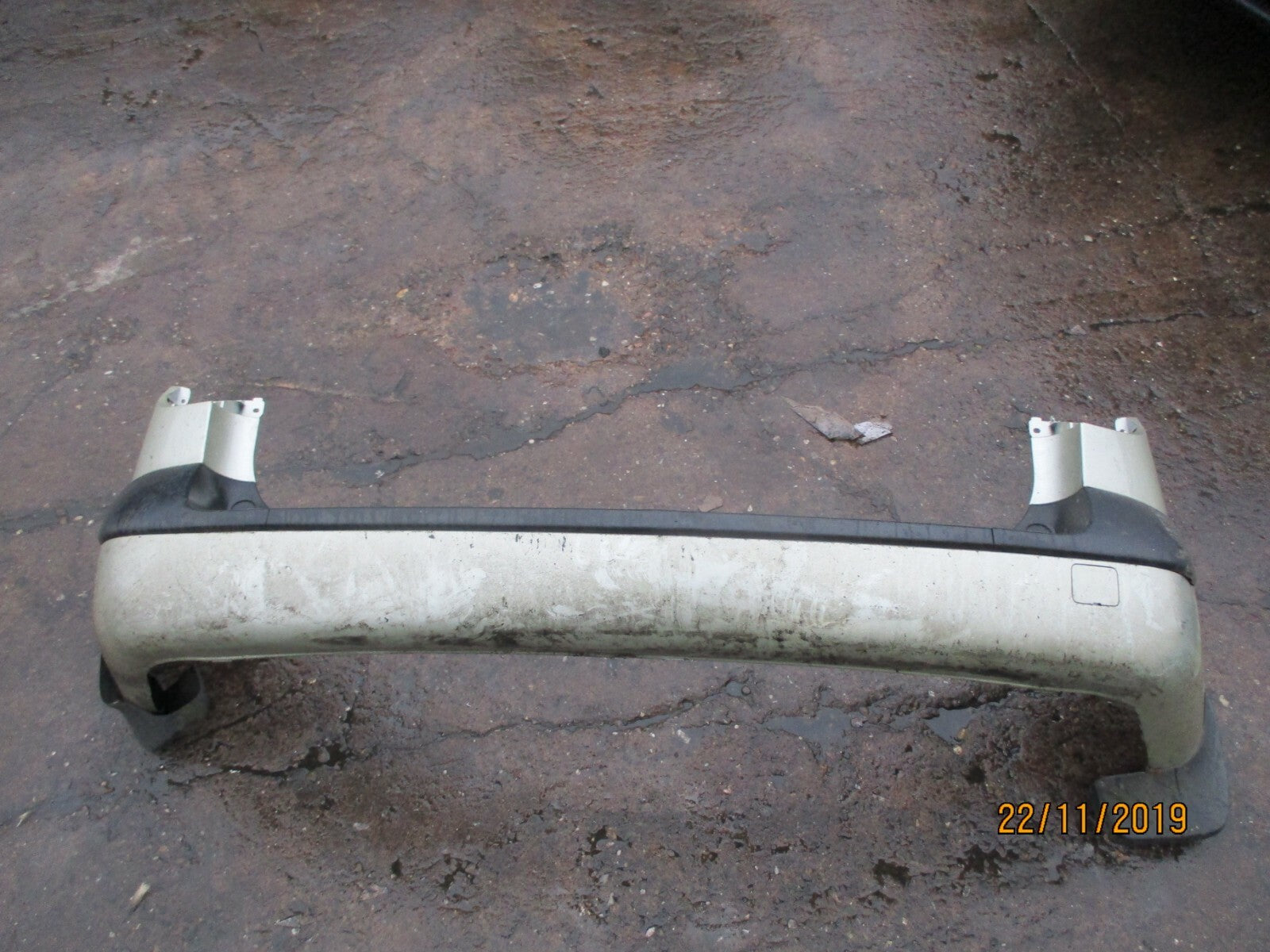 RENAULT MEGANE MK2 ESTATE REAR BUMPER LIGHT GREEN