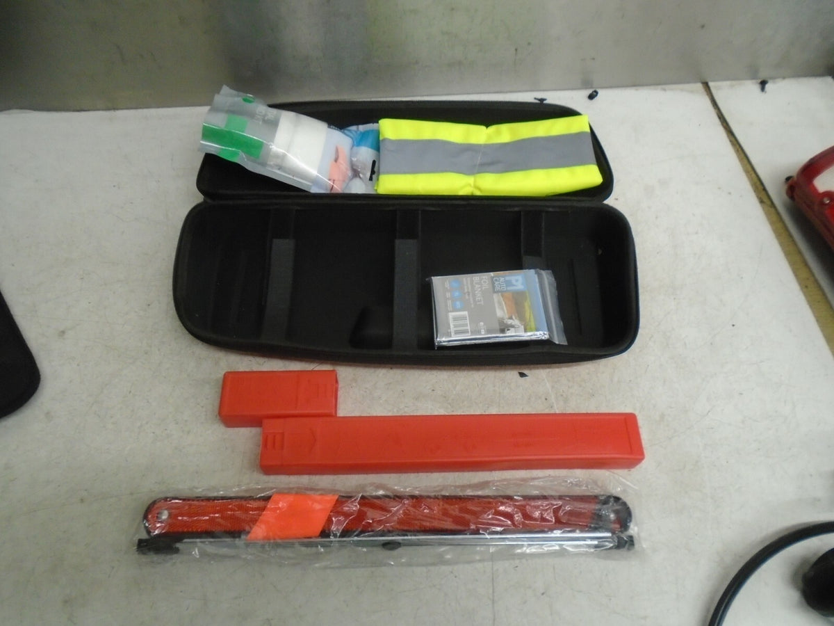 SEAT LEON MK4 2021 ORANGE POUCH FIRST AID KIT ROAD SAFETY TRIANGLE HIVIZ BLANKET