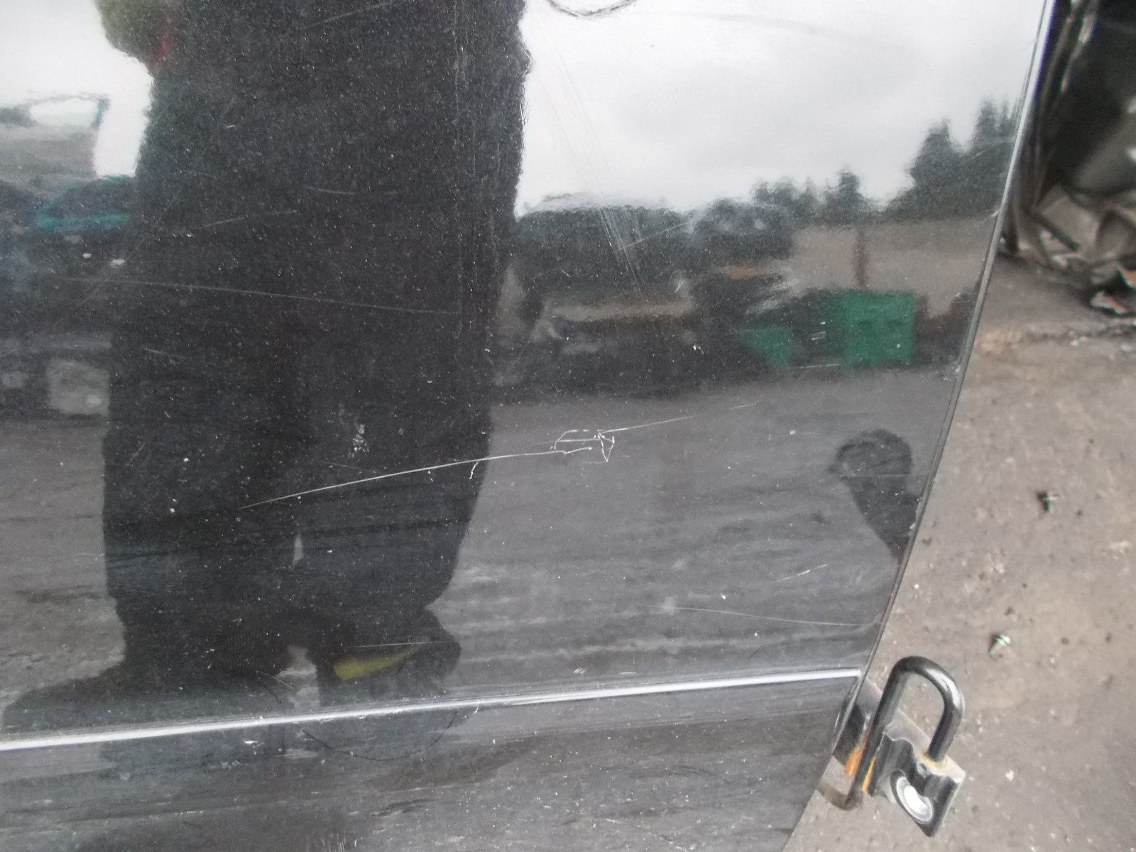 VOLKSWAGEN TOURAN 2004 OSR DRIVER SIDE REAR DOOR BLACK LC9Z