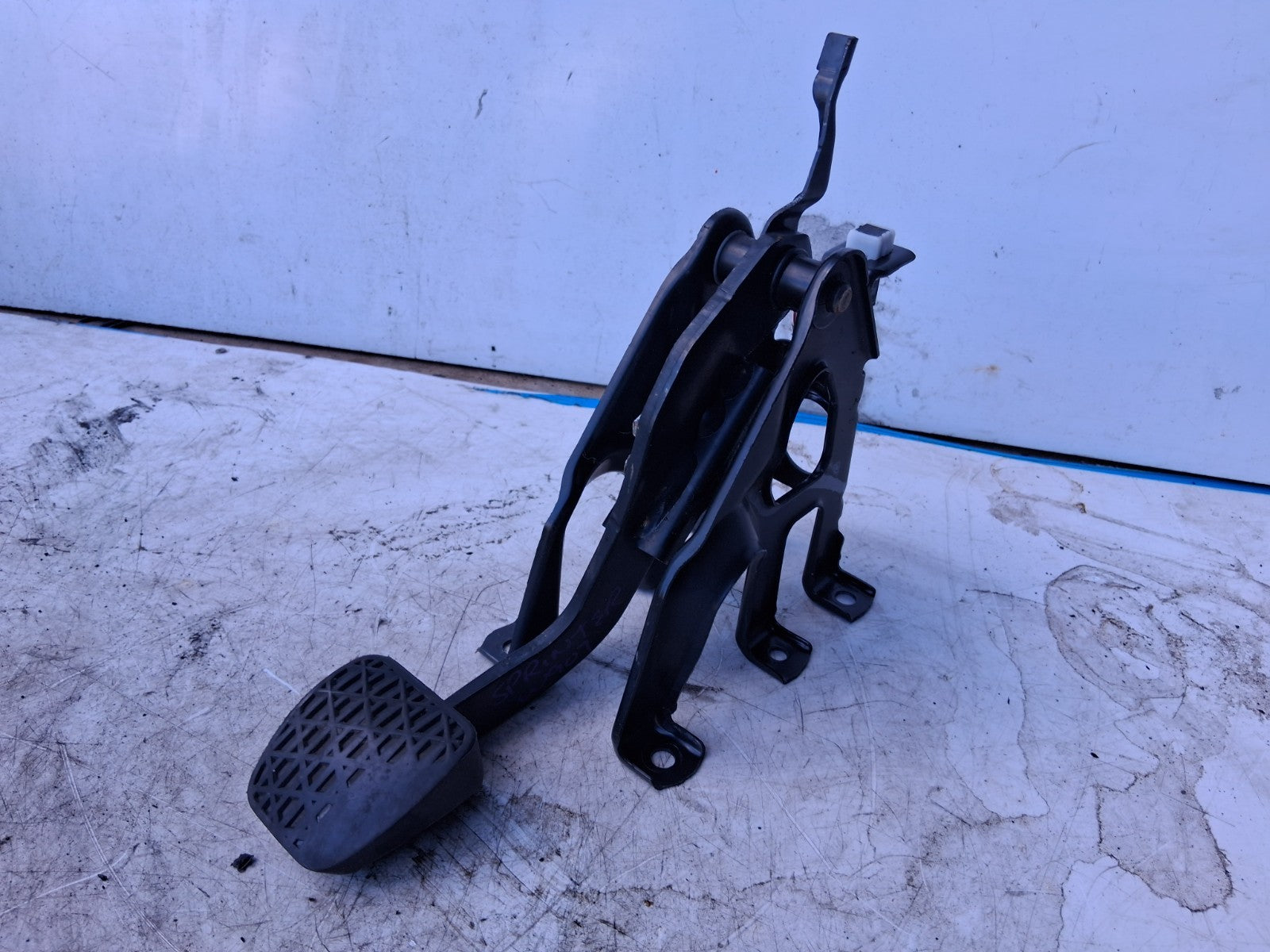 2018 MERCEDES BENZ SPRINTER W907 2.1 DIESEL BRAKE PEDAL ASSEMBLY A9102900000