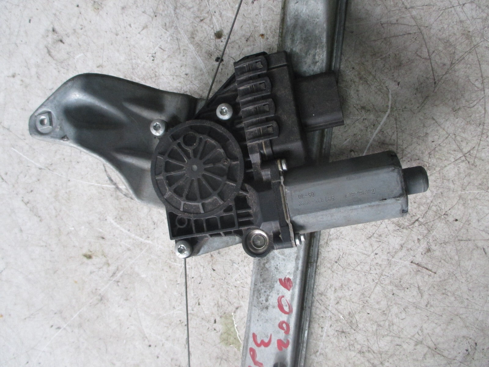 JAGUAR X TYPE 2006 NSR PASSENGER SIDE REAR WINDOW WINDON MOTOR